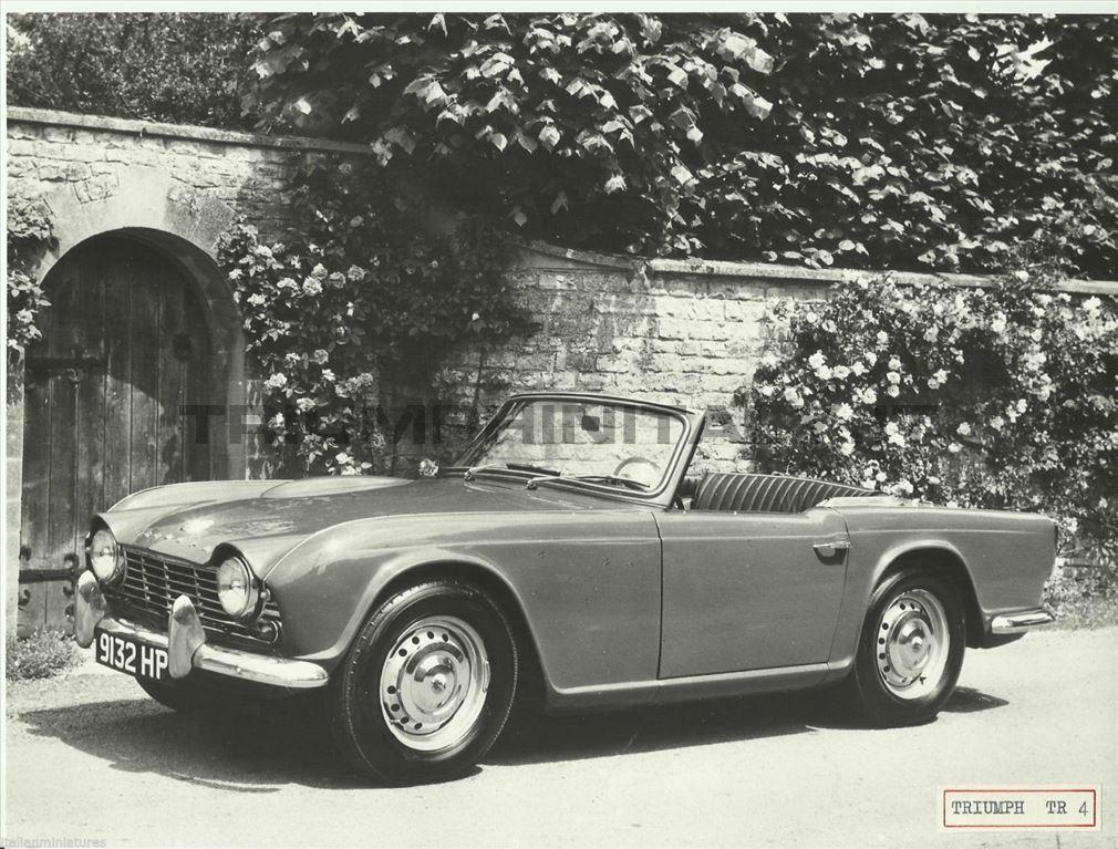 Roadster TR4